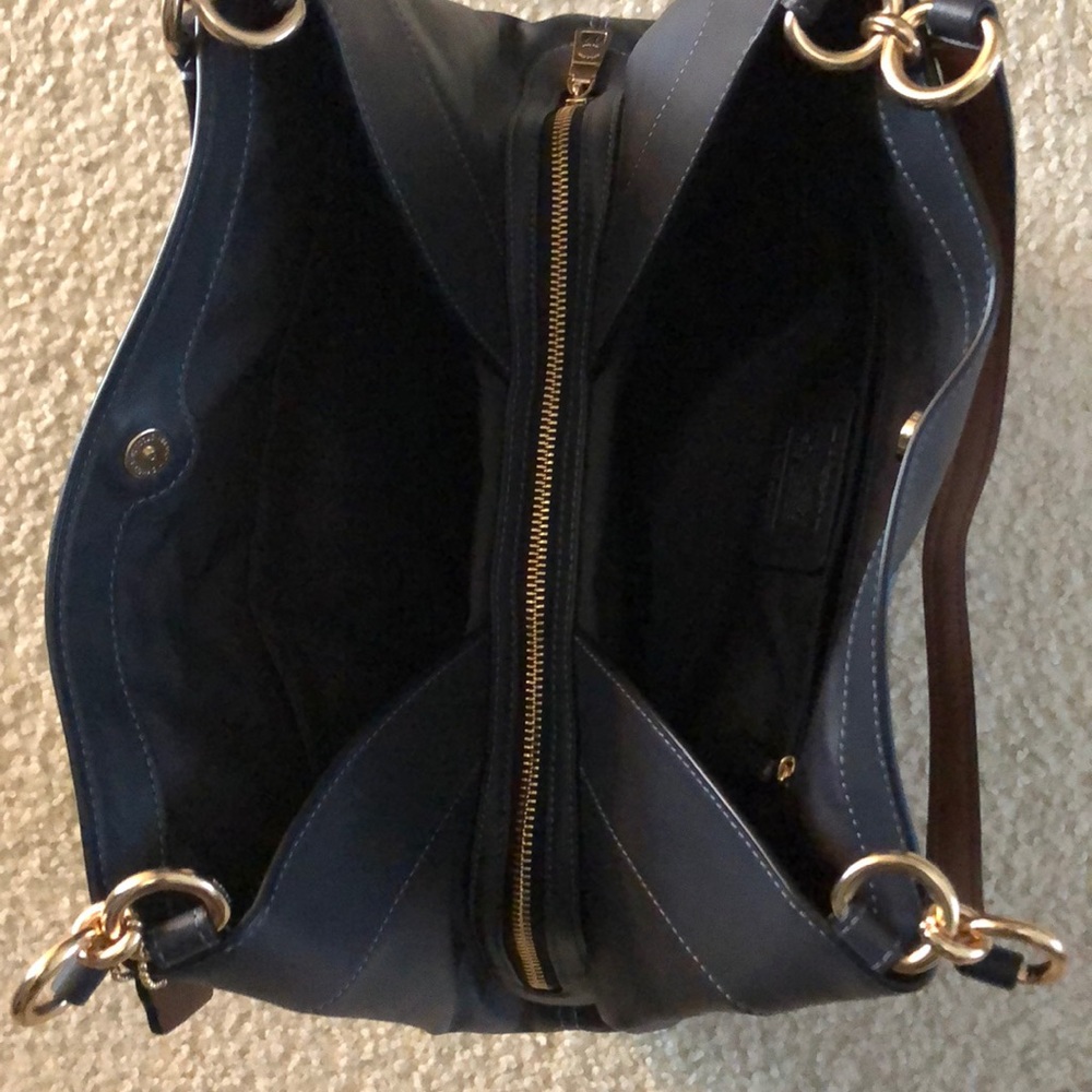 Handbag - Picture 5 of 5